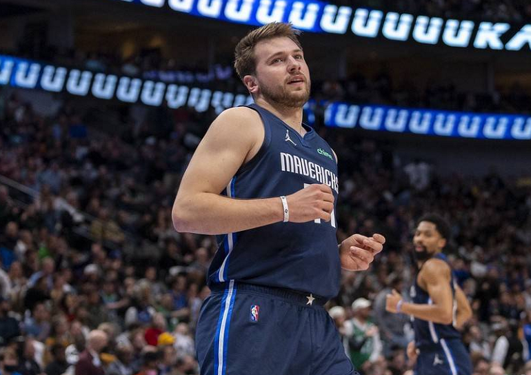 爱游戏-费德勒关键节点比分优势明显，日本队带队取胜！的简单介绍