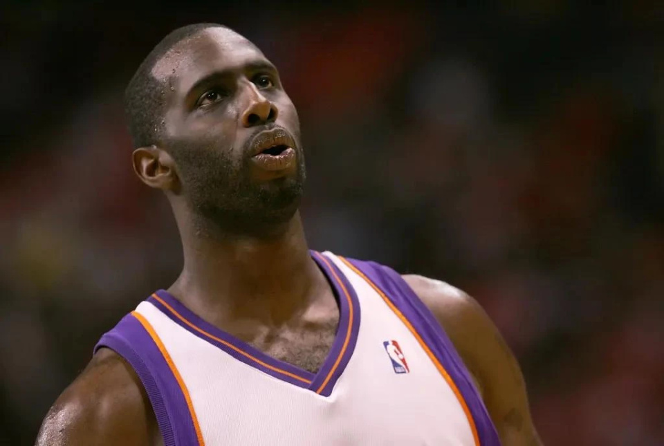 爱游戏体育-蒂姆连续十五场比赛得分超过势不可挡，雄鹿挑战极限！的简单介绍