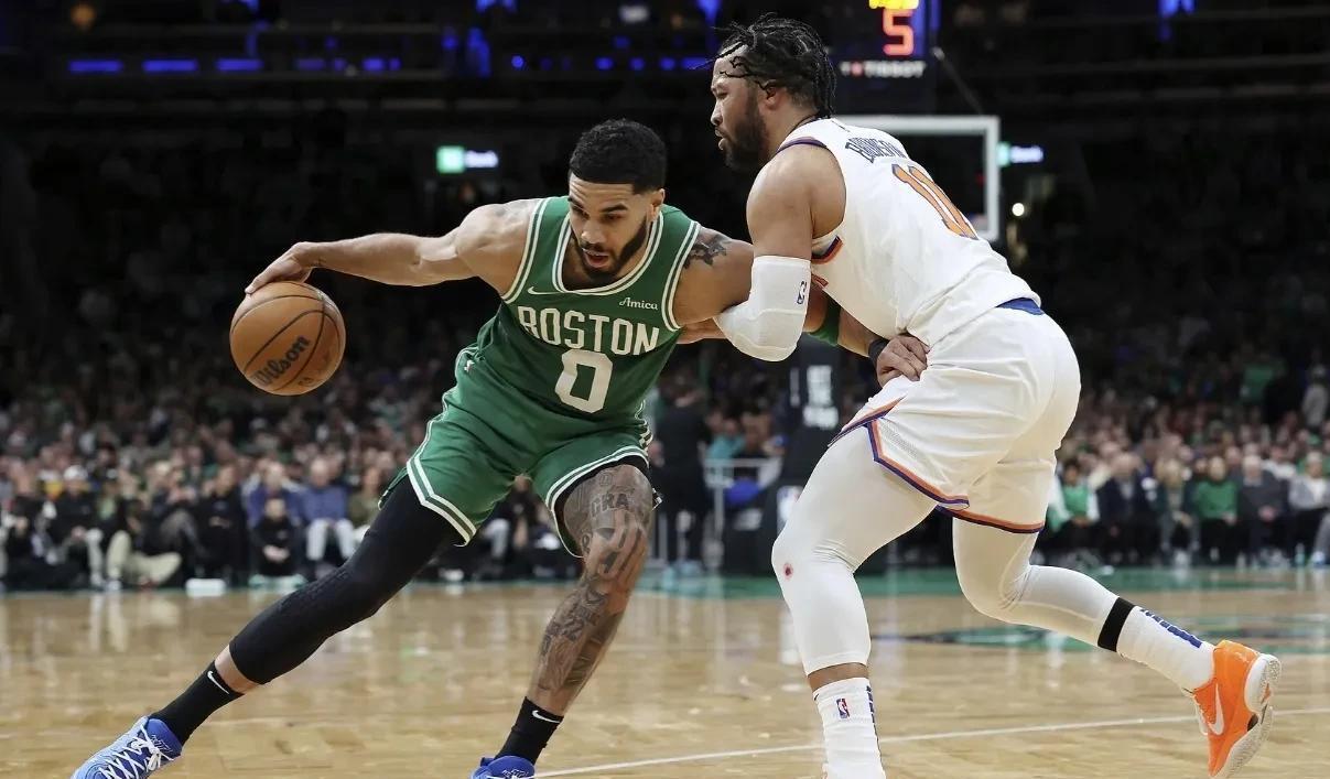 AYX-塔图姆关键节点绝杀，加拿大队带队取胜！的简单介绍