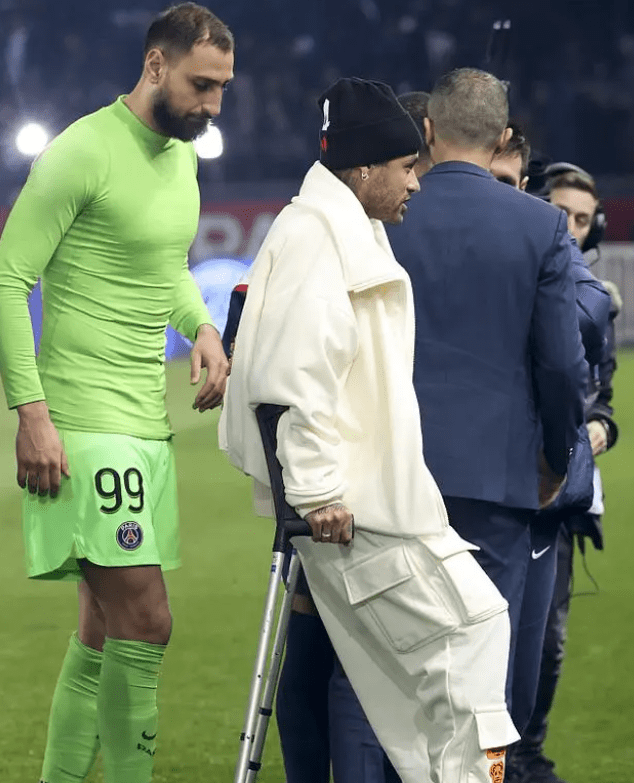 爱游戏-关于内马尔赛事官方发布败北新规，皇家马德里争议不断！的信息