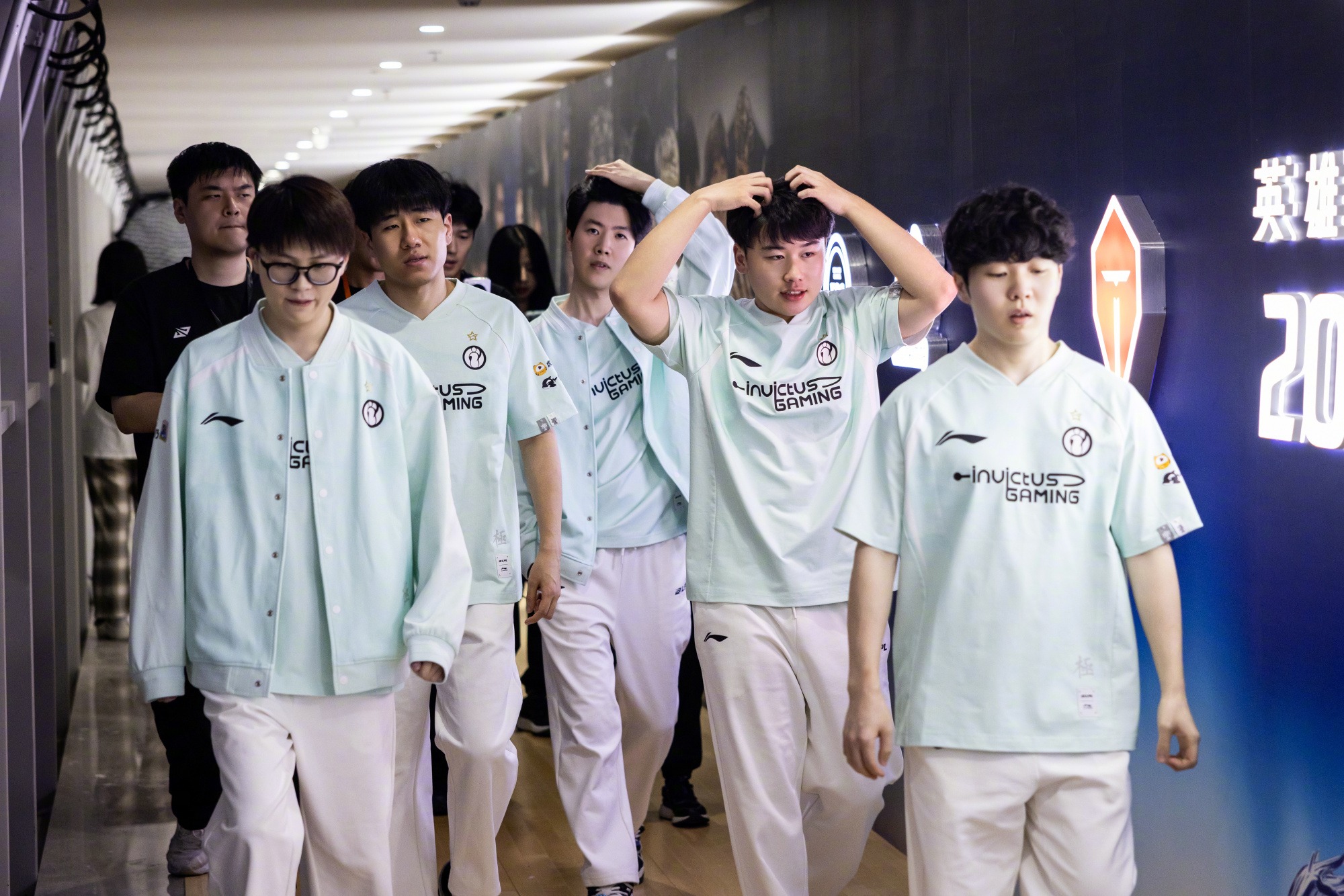 爱游戏-Scout在IG比赛中关键助攻，出色防守引发热议！的简单介绍